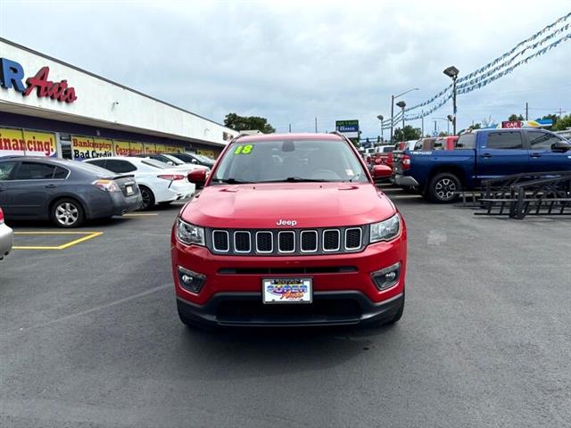 $17998 : 2018 Compass Latitude 4x4 image 2