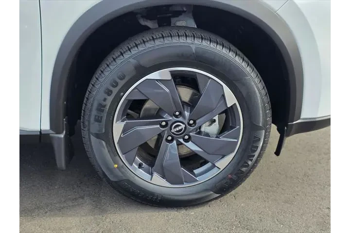 $23800 : Nissan Rogue 2024 SV 4dr Cro image 8