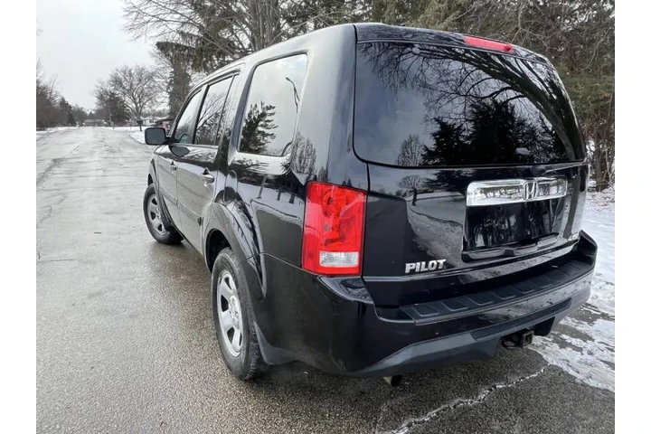 $8997 : 2015 Pilot LX image 5
