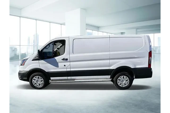 $31999 : Ford Transit 2023 250 3dr SW image 2