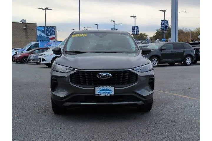 $23784 : Ford Escape 2025 AWD Active image 9