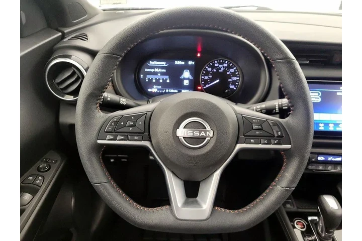 $19998 : Nissan Kicks 2023 SR 4dr Cro image 10