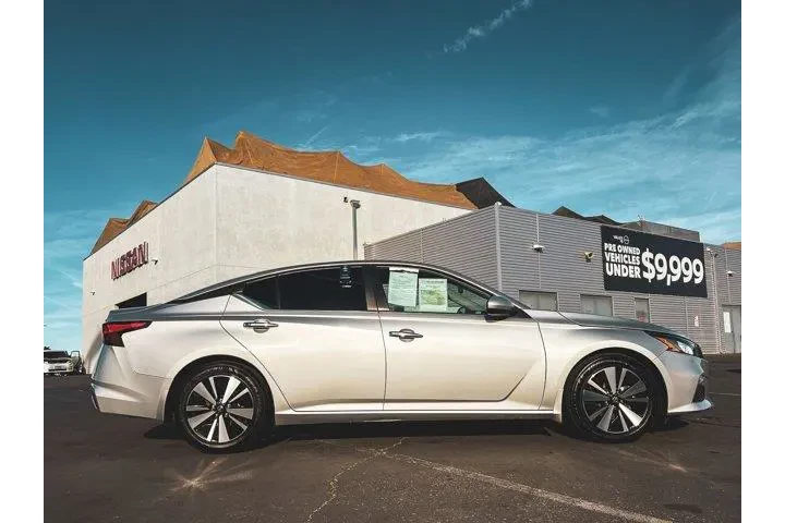 $17997 : Nissan Altima 2022 2.5 SV 4d image 6