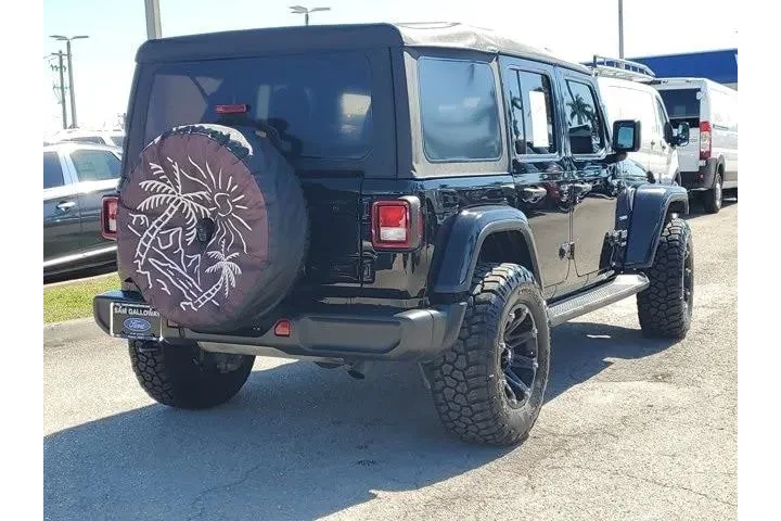 $30990 : Jeep Wrangler Unlimited 2021 image 6