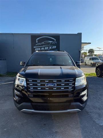 $9850 : 2017 Explorer XLT image 9