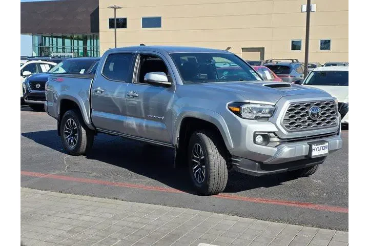 $36495 : Toyota Tacoma 2023 4x4 TRD S image 4