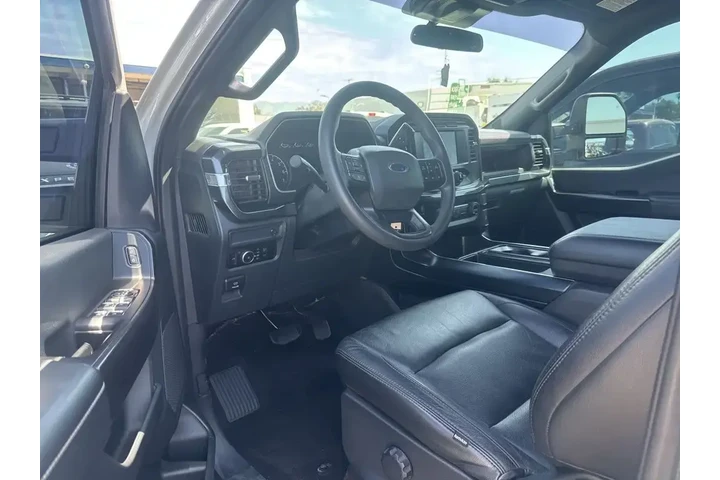 $37868 : Ford F-150 2023 4x4 XL 4dr S image 6