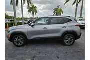 $23990 : Kia Seltos 2024 AWD S 4dr SU thumbnail