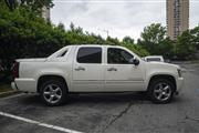 $24000 : 2012 CHEVROLET AVALANCHE thumbnail