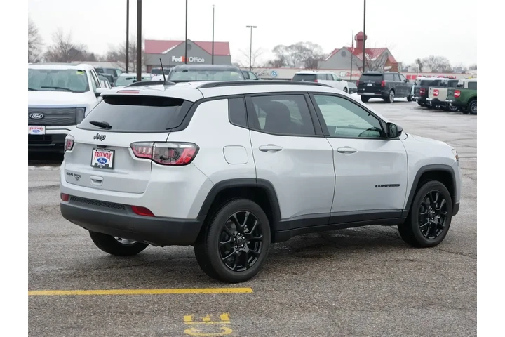 $24990 : Jeep Compass 2025 4x4 Latitu image 5