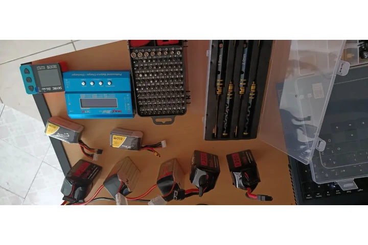 $20000000 : Drones FPV, accesorios, Lapto. image 10