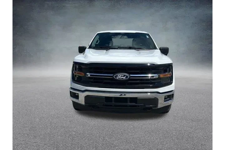 $33581 : Ford F-150 2024 4x4 XLT 4dr image 9