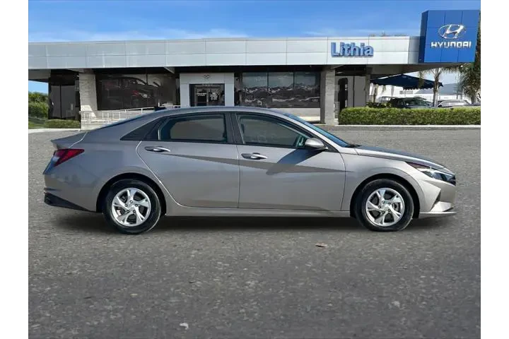 $17599 : Hyundai ELANTRA 2023 SE 4dr image 9