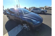 $28490 : Tesla Model Y 2023 AWD 4dr C thumbnail