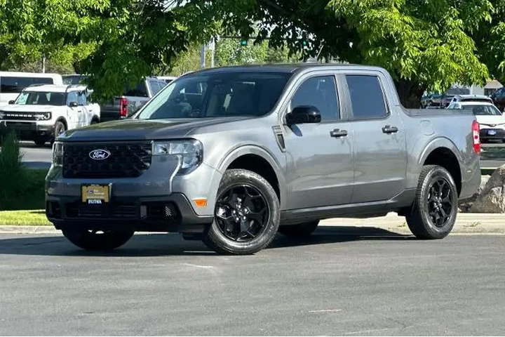 $29995 : Ford Maverick 2025 AWD XLT 4 image 1