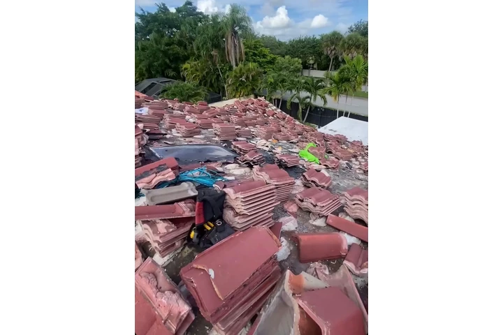 Bulls roofing image 1