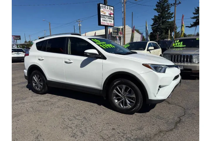 $11995 : 2016 RAV4 Hybrid XLE image 1