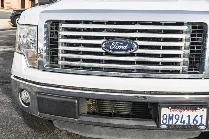Ford F-150 2012 4x2 XLT 4dr image 5