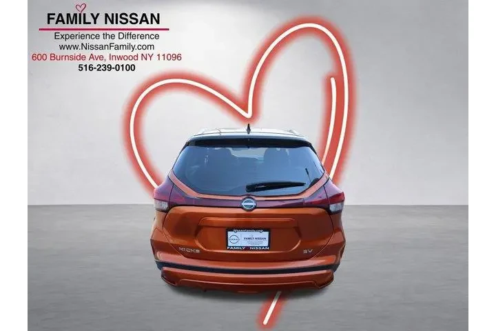 $17768 : Nissan Kicks 2023 SV 4dr Cro image 4