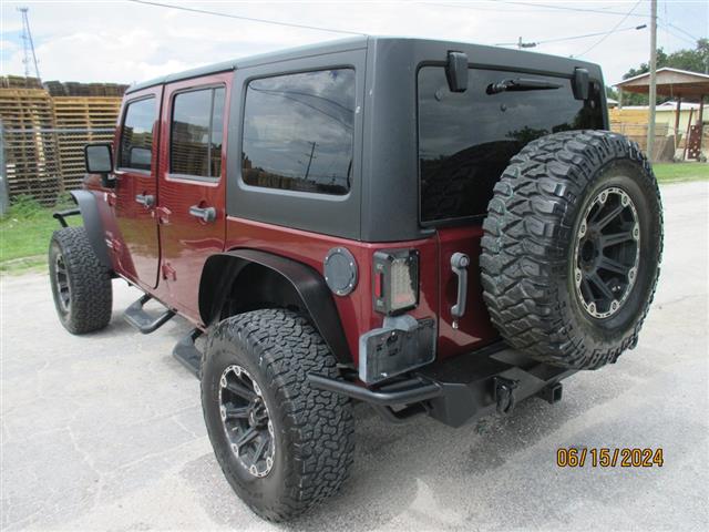 $17995 : 2010 Wrangler image 4