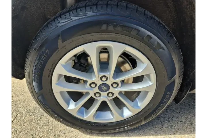 $17250 : Ford Escape 2020 AWD SE 4dr image 9