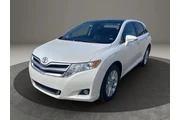 $10900 : 2014 Venza LE thumbnail