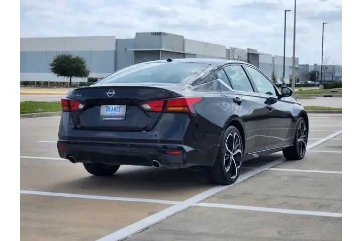 $23948 : Nissan Altima 2025 2.5 SR 4d image 5