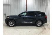 $28900 : Ford Explorer 2022 AWD XLT 4 thumbnail