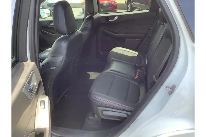 $29950 : Ford Escape Hybrid 2023 ST-L image 10