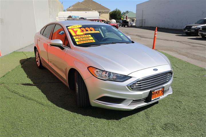 $12999 : 2017 FORD FUSION SE image 3