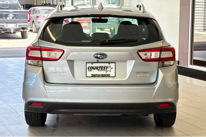 $13416 : Subaru Impreza 2017 AWD 2.0i image 5