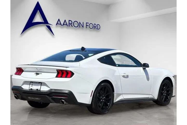 $30717 : Ford Mustang 2025 EcoBoost 2 image 6