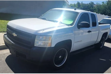 2007 CHEVY SILVERADO EXT CAB en Riverside