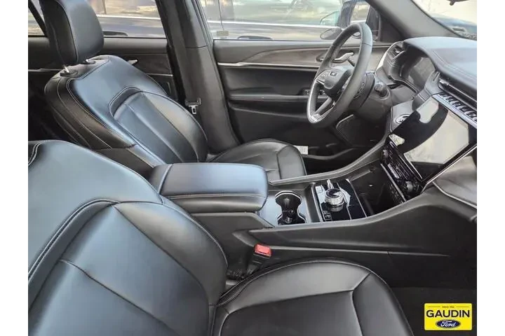$29900 : Jeep Grand Cherokee 2024 4x4 image 5