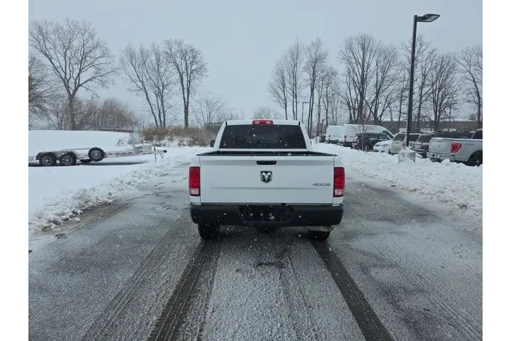 $17000 : Ram 1500 2018 4x4 Express 4d image 6