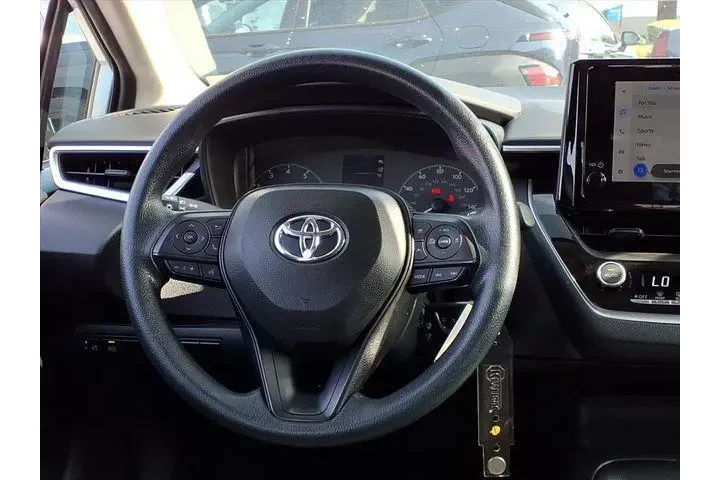 $19857 : Toyota Corolla 2024 LE 4dr S image 7