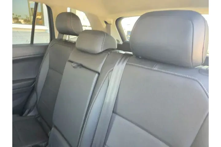 $11239 : Volkswagen Tiguan 2018 2.0T image 10