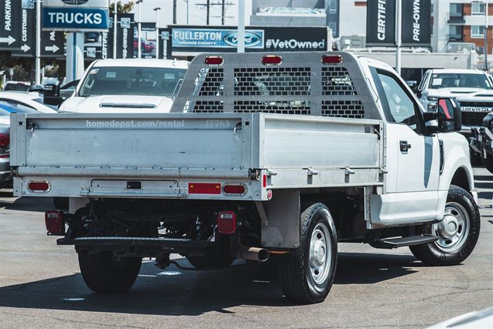 2017 Super Duty F-250 SRW XL image 6