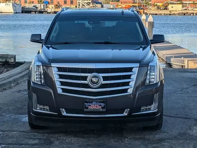 $21988 : 2015 Escalade Premium image 3