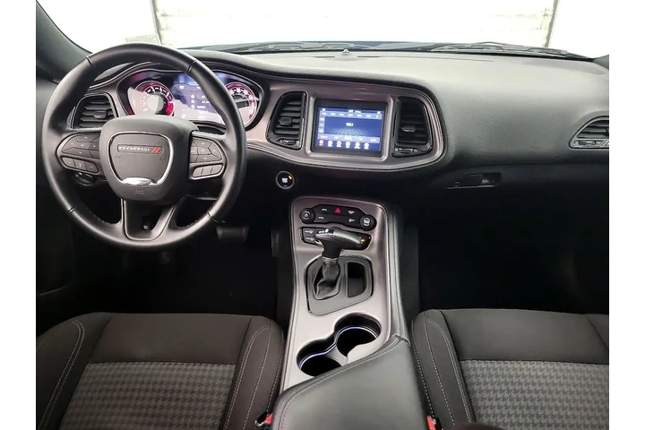 $25998 : Dodge Challenger 2023 SXT 2d image 9