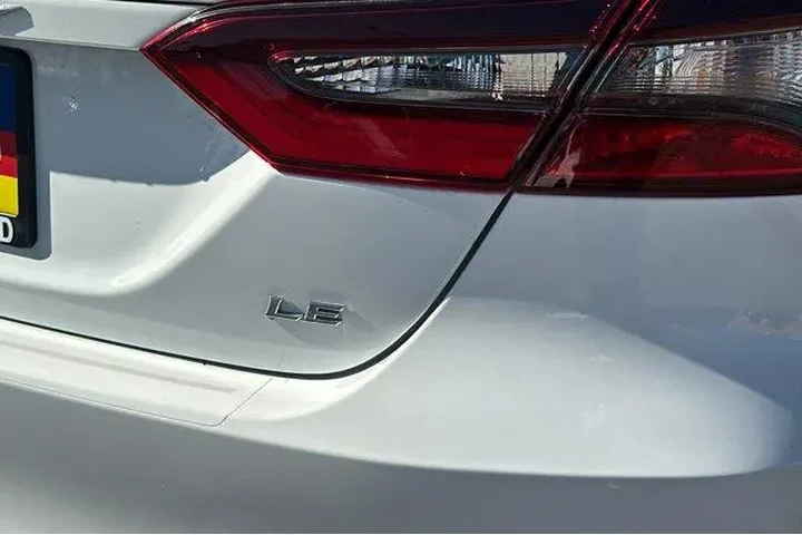 $23888 : Toyota Camry 2024 LE 4dr Sed image 6