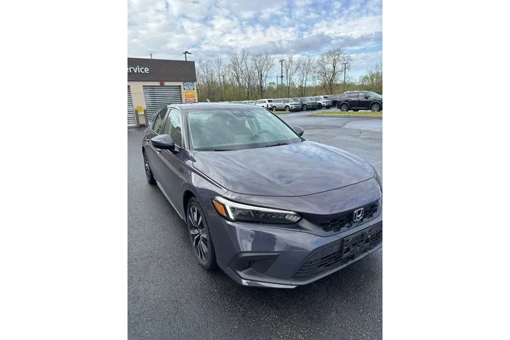 $27990 : Honda Civic 2024 EX-L 4dr Ha image 7
