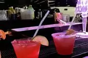 BARTENDERS Y MESEROS en Los Angeles