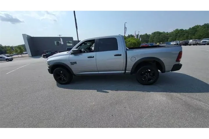 $32000 : Ram 1500 Classic 2024 4x4 SL image 6