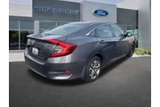 $13820 : Honda Civic 2017 LX 4dr Seda thumbnail