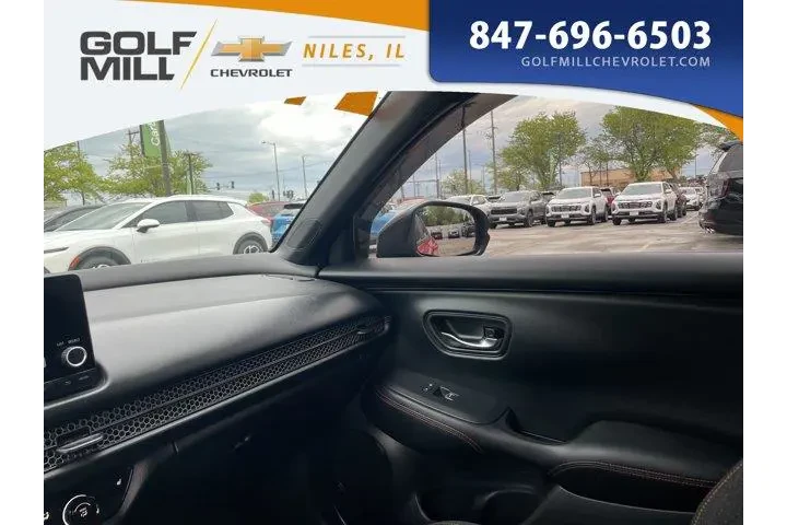 $27997 : Honda HR-V 2024 AWD Sport 4d image 7
