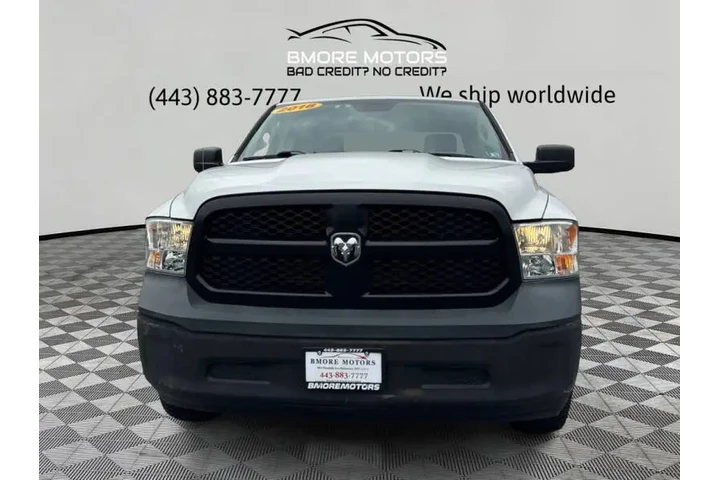 2018 RAM 1500 Tradesman image 3