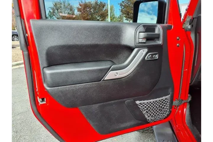 Jeep Wrangler Unlimited 2015 image 4