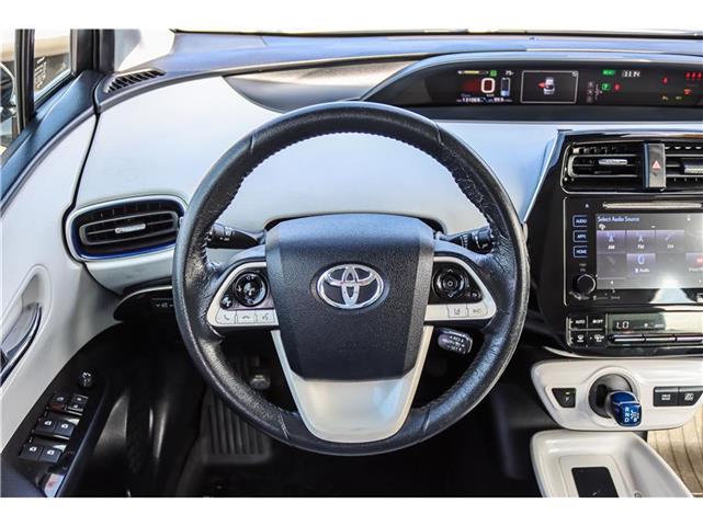 2017 Toyota Prius Three Tourin image 4
