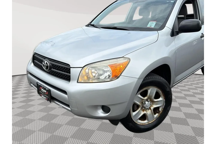 $18449 : 2008 RAV4 FWD 4dr 4-cyl 4-Spd image 6